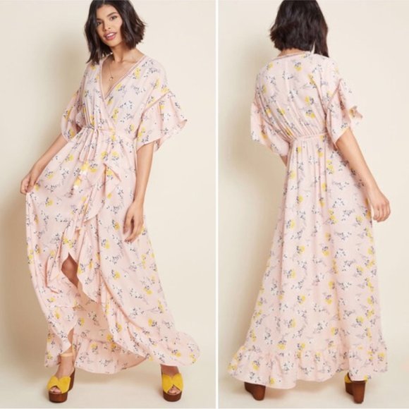 NWT Moon River Ditsy Floral Wrap Dress Size Medium - Picture 1 of 7